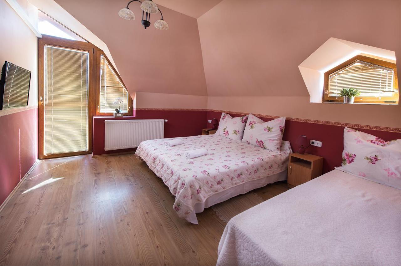 Aranylo Apartmanhaz Hajdúszoboszló Exterior foto